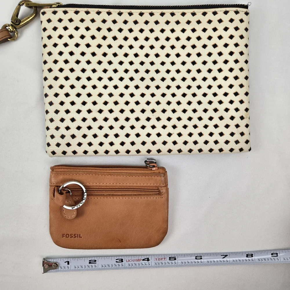 Fossil Women’s 1 Wristlet Accordion Coated Canvas B/W With Leather Coin Purse